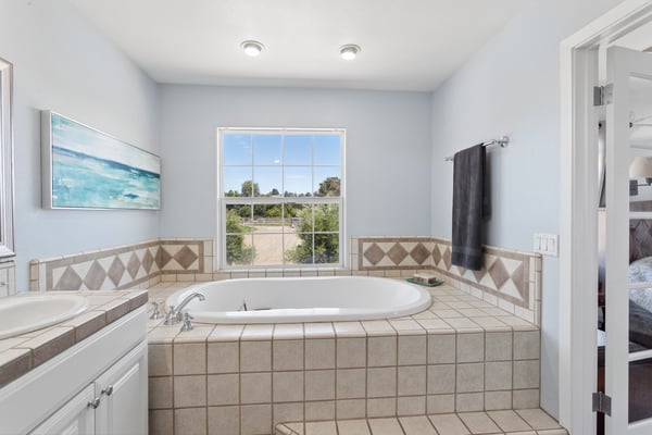 122 Pearwood Ave, Arroyo Grande, CA