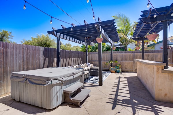 122 Pearwood Ave, Arroyo Grande, CA