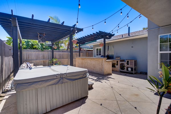 122 Pearwood Ave, Arroyo Grande, CA