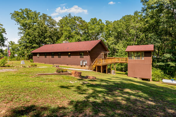 600 Winding Creek Dr, Carthage, NC