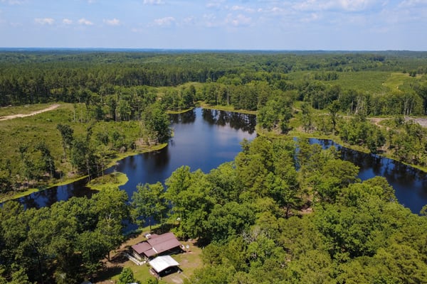 600 Winding Creek Dr, Carthage, NC