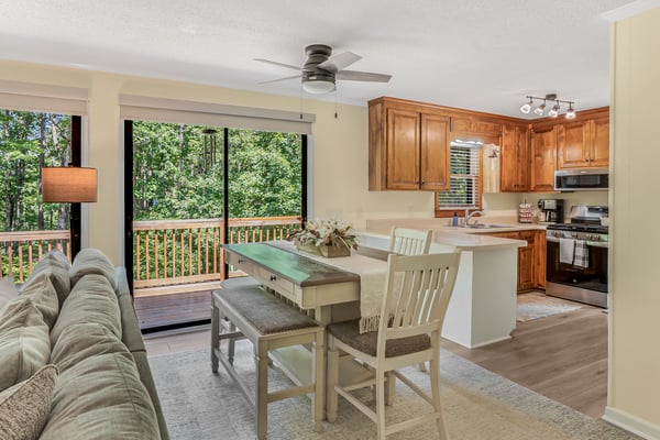 600 Winding Creek Dr, Carthage, NC