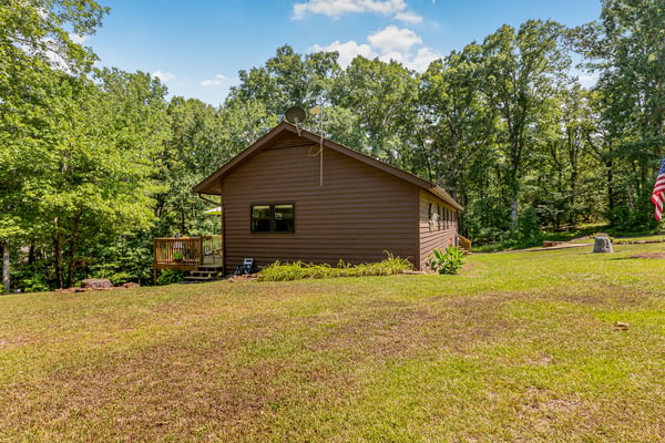 600 Winding Creek Dr, Carthage, NC