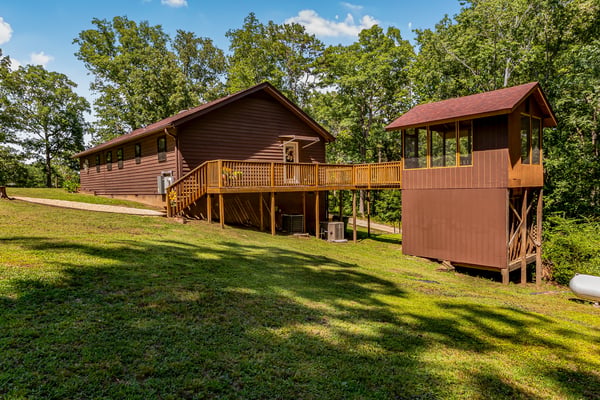 600 Winding Creek Dr, Carthage, NC