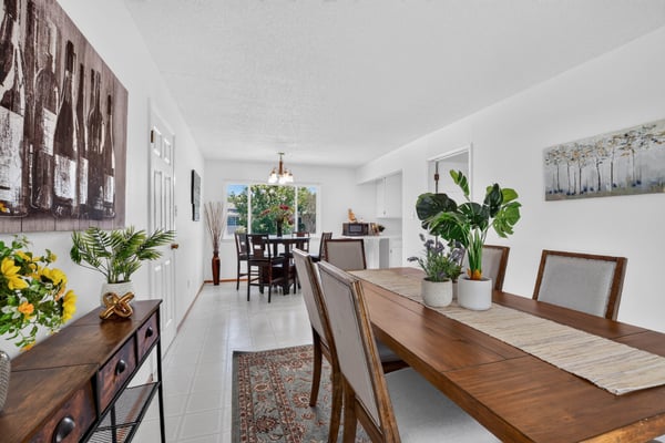 710 Villanova Drive, Davis, CA