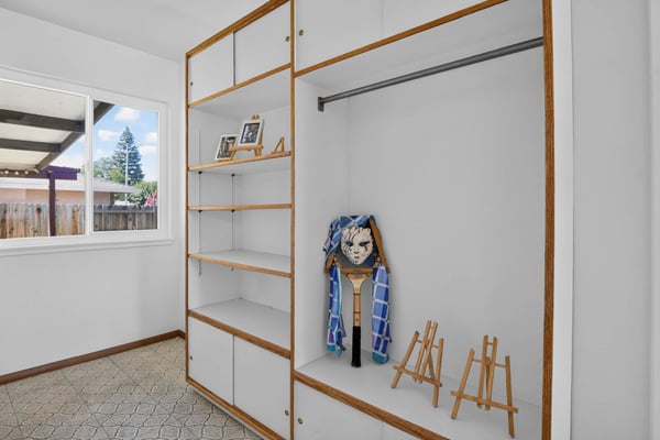 710 Villanova Drive, Davis, CA
