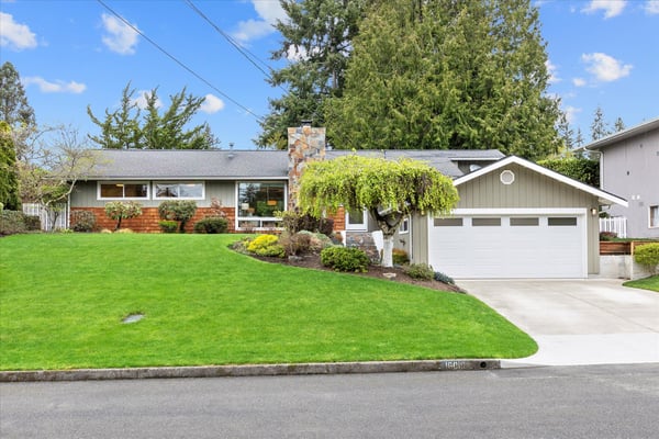 16010 SE 5th St, Bellevue, WA