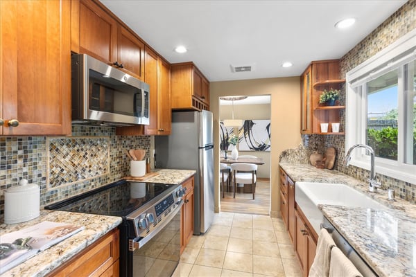 16010 SE 5th St, Bellevue, WA
