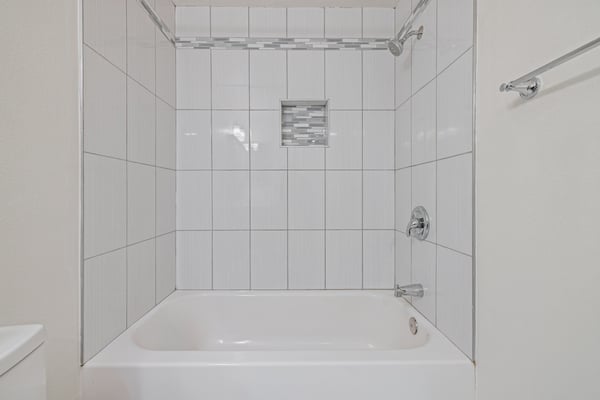 24143 Del Monte Drive, #284, Valencia, CA
