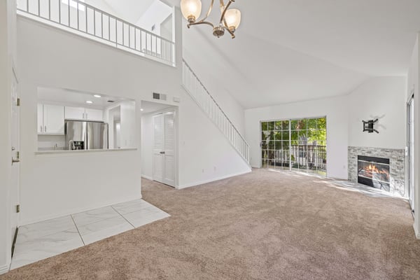 24143 Del Monte Drive, #284, Valencia, CA