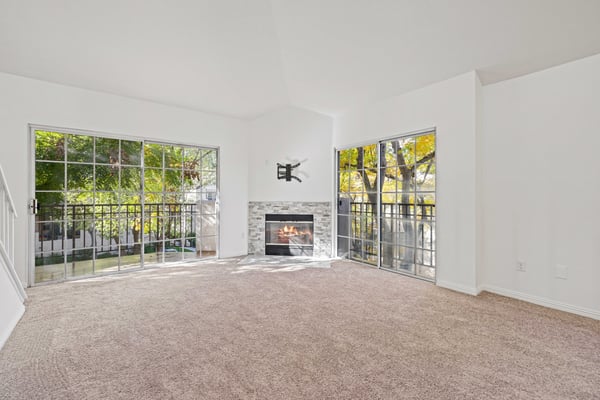 24143 Del Monte Drive, #284, Valencia, CA
