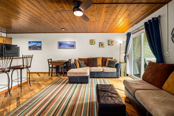 2885 Chinook Lane, A14, Steamboat Springs, CO