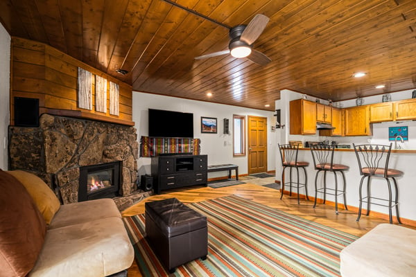 2885 Chinook Lane, A14, Steamboat Springs, CO