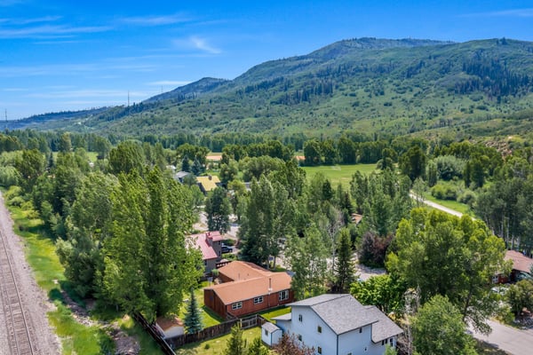 610 Pamela Ln, Steamboat Springs, CO