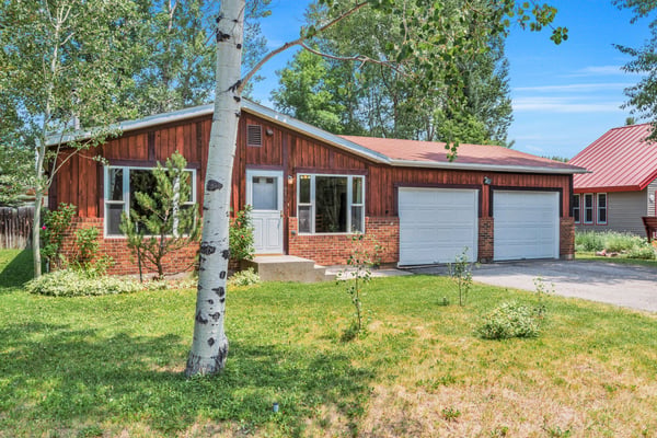 610 Pamela Ln, Steamboat Springs, CO