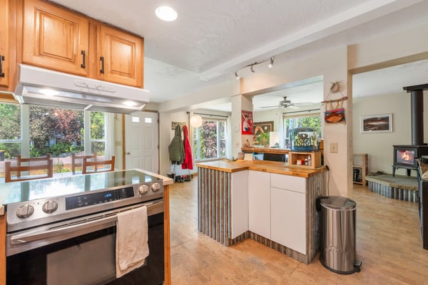 610 Pamela Ln, Steamboat Springs, CO