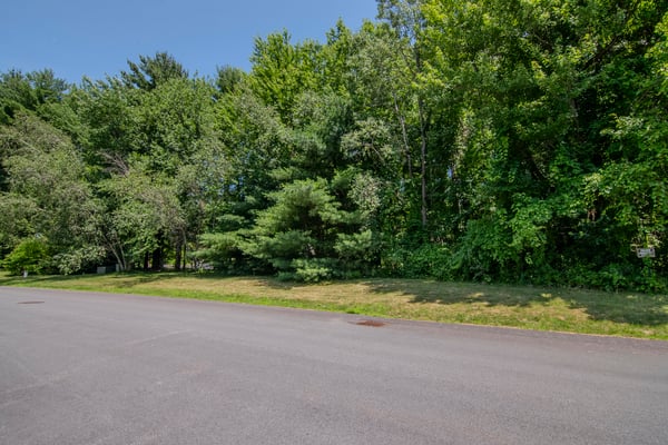 Lot 27.2 & 27.3 Spice Mill Blvd, Halfmoon, NY