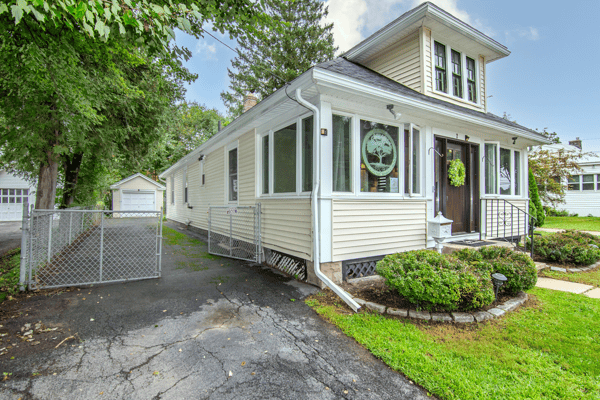 2 Ritchie Place, Saratoga Springs, NY