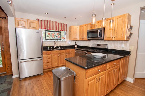 2 Ritchie Place, Saratoga Springs, NY