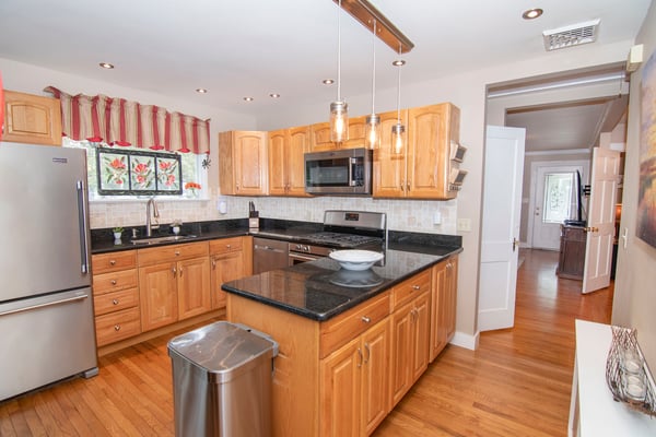 2 Ritchie Place, Saratoga Springs, NY