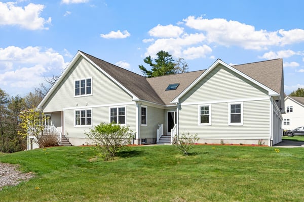 20 Victoria Dr, Leicester, MA