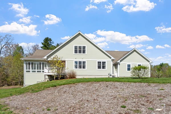 20 Victoria Dr, Leicester, MA