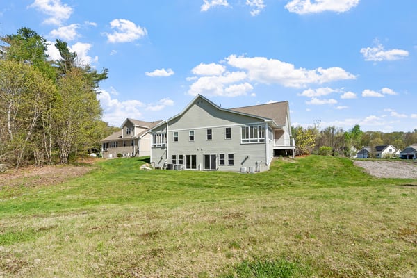 20 Victoria Dr, Leicester, MA