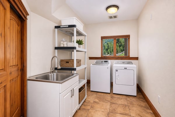 200 Kimwood Rd, Black Hawk, CO