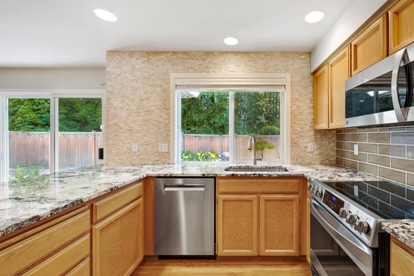 7115 NE 167th St, Kenmore, WA
