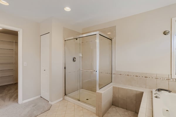 724 N 190th St, Shoreline, WA