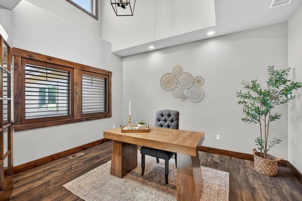 11514 N Blue Jay Loop, Hayden, ID
