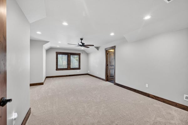 11514 N Blue Jay Loop, Hayden, ID