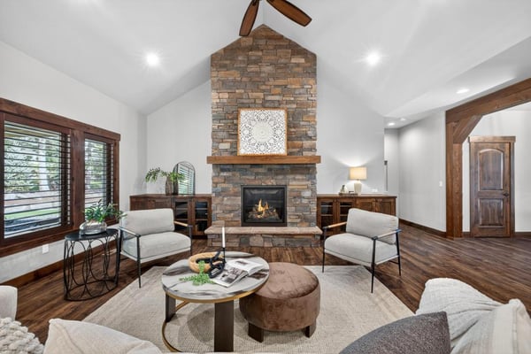 11514 N Blue Jay Loop, Hayden, ID