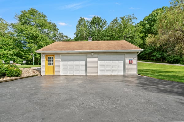 160 Cain Road, Clinton, PA