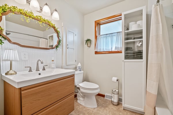 160 Cain Road, Clinton, PA