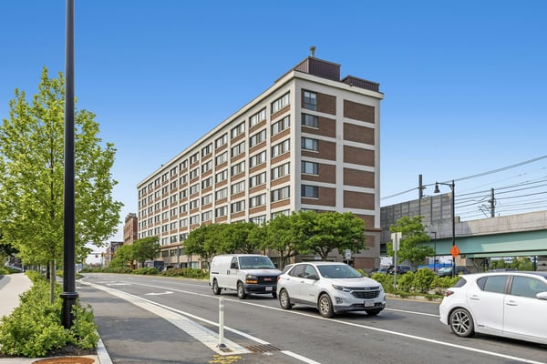 Glass Factory Condominiums #513, Cambridge, MA