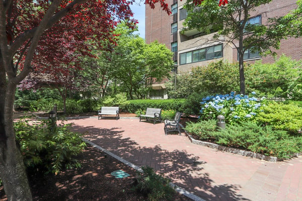 9 Hawthorne Place #4A, Boston, MA