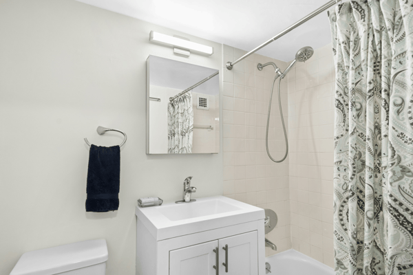 9 Hawthorne Place #15H, Boston, MA