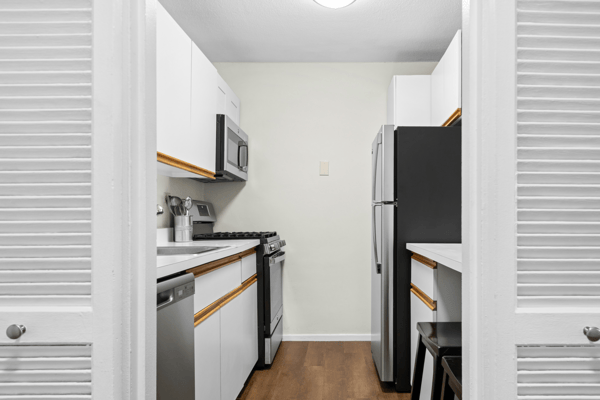 9 Hawthorne Place #15H, Boston, MA