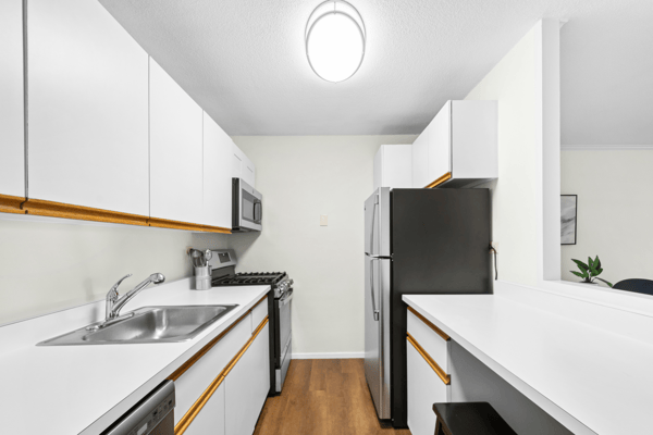 9 Hawthorne Place #15H, Boston, MA