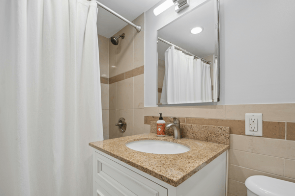 6 Whittier Place #3L, Boston, MA
