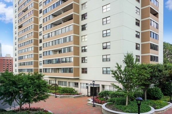 6 Whittier Place #3L, Boston, MA