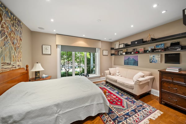 7 Purling Place, Banbury, Toronto, ON