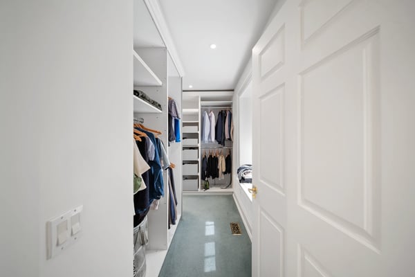 7 Purling Place, Banbury, Toronto, ON