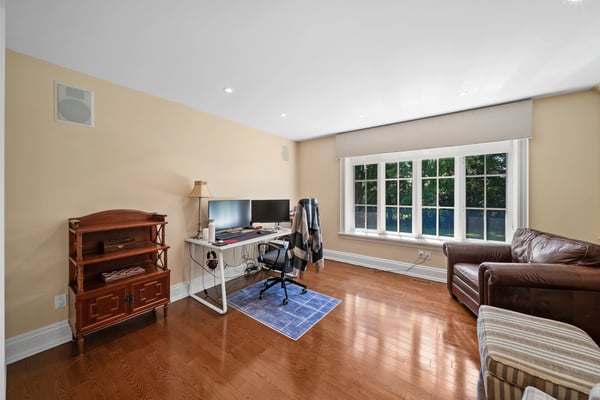 7 Purling Place, Banbury, Toronto, ON