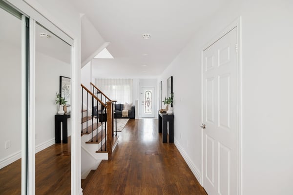 55 Dylan St, Vaughan, ON
