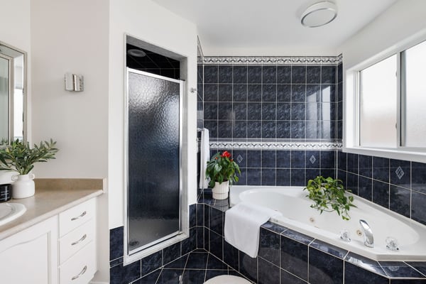 55 Dylan St, Vaughan, ON