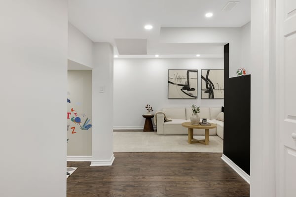 55 Dylan St, Vaughan, ON