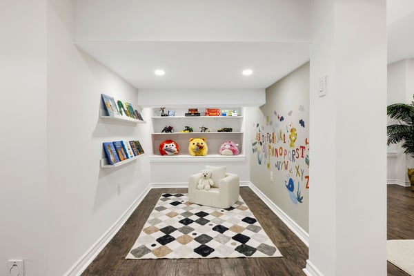 55 Dylan St, Vaughan, ON