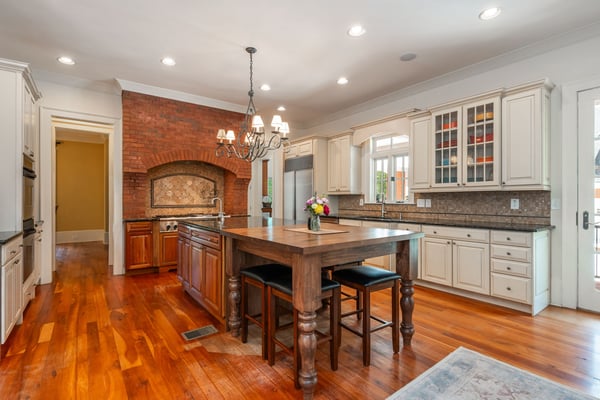 360 Kent Road, Roswell, GA